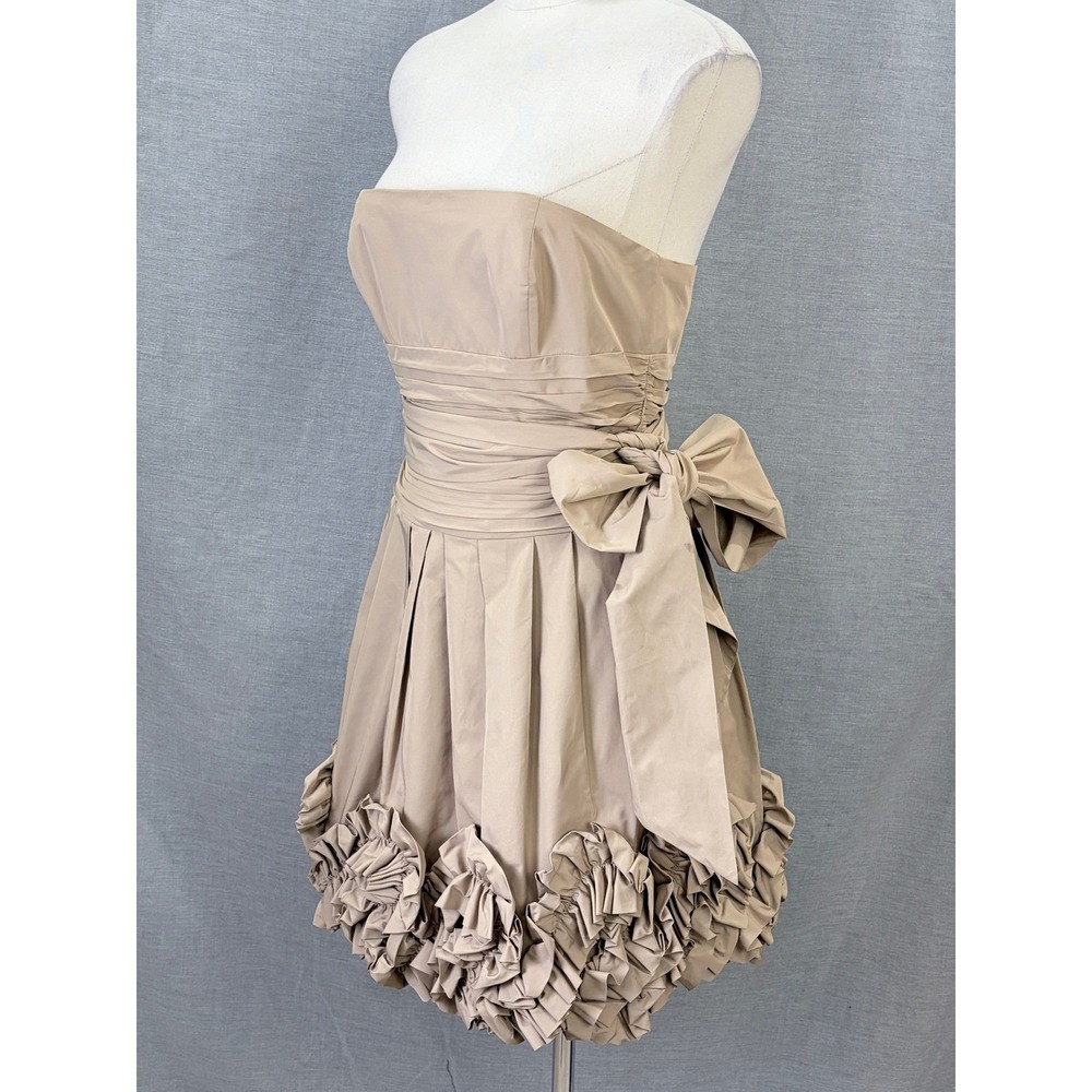 BCBGMAXAZRIA Strapless Ruffle Rosette Hem Cocktail Dress Taupe 6
